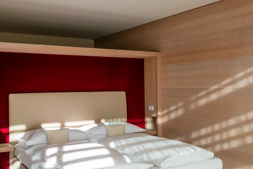 Zimmer mit Sonnenlicht