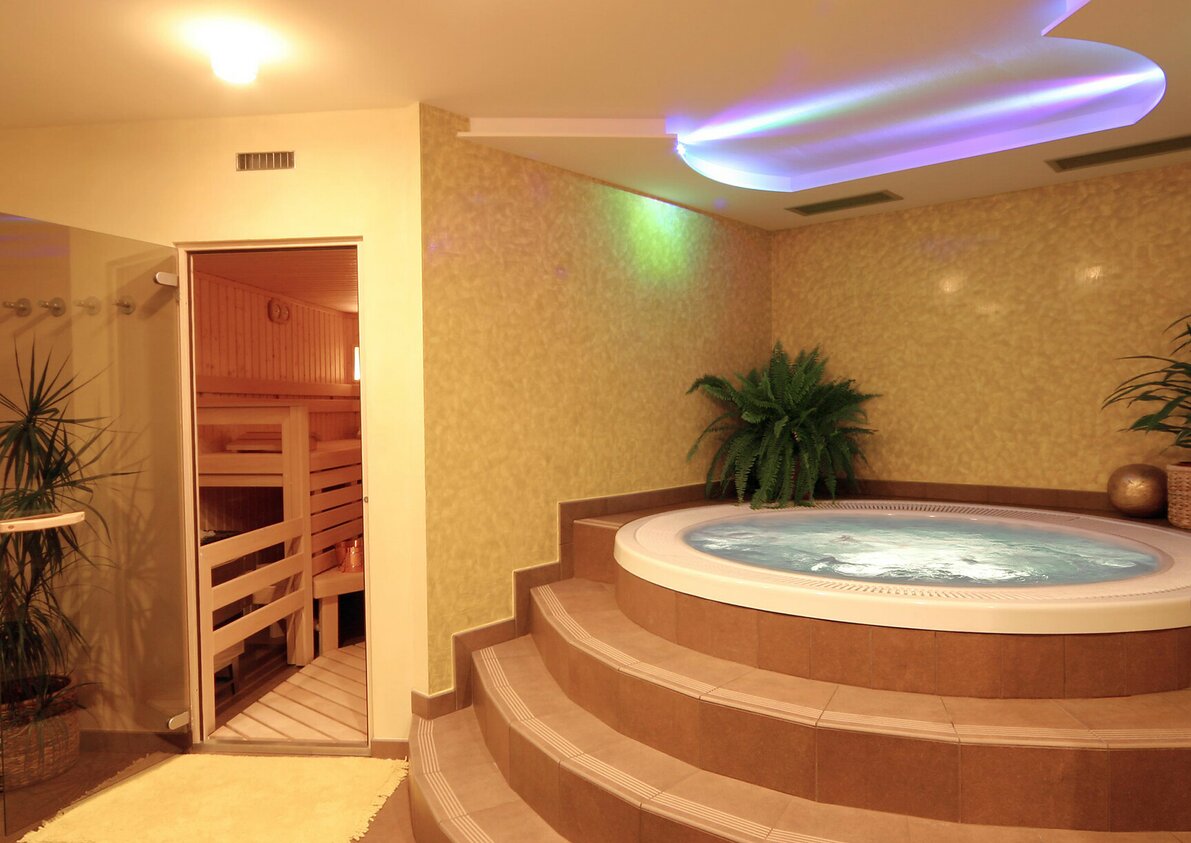 Hot tub