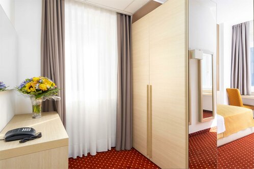 Einbettzimmer