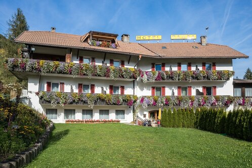 Hotel-Ristorante Pausa